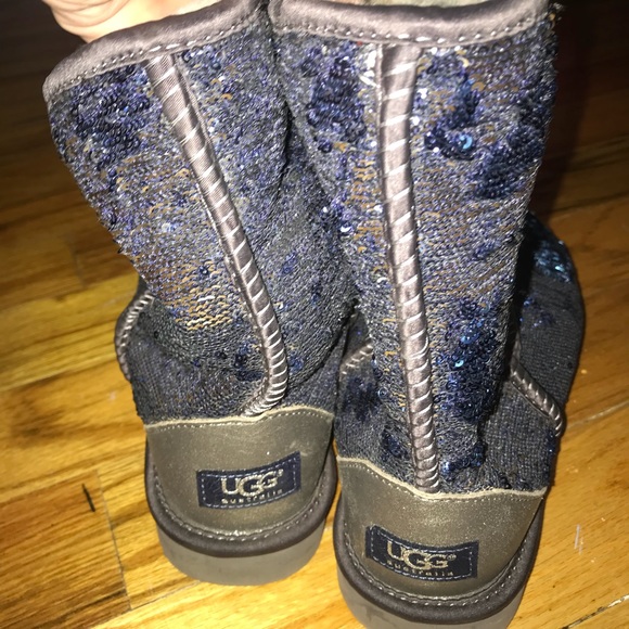 Sparkly uggs - Picture 2 of 3
